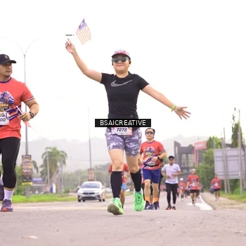 Runner Photo 6003695