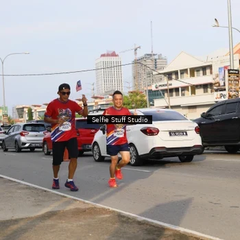 Runner Photo 6003701
