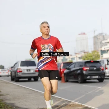 Runner Photo 6003740