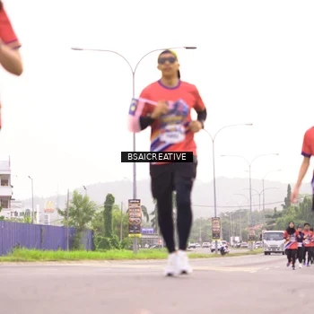 Runner Photo 6003743