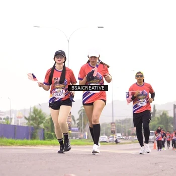 Runner Photo 6003747