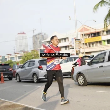Runner Photo 6003759
