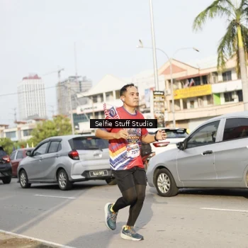 Runner Photo 6003762
