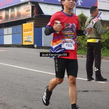 Runner Photo 6003767