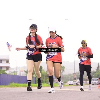 Runner Photo 6003768