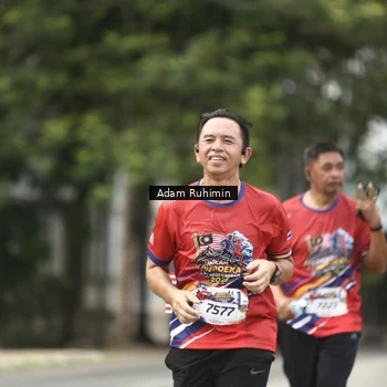 Runner Photo 6003773
