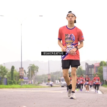 Runner Photo 6003774