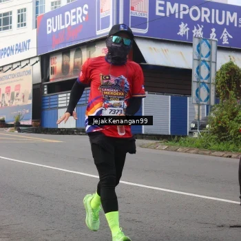Runner Photo 6003800