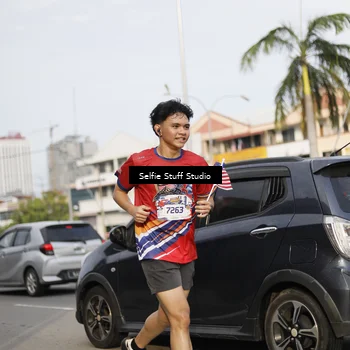 Runner Photo 6003807