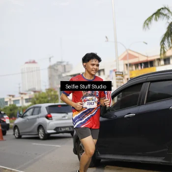 Runner Photo 6003816