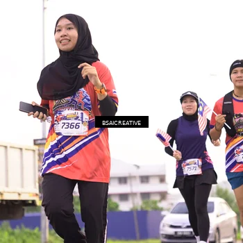 Runner Photo 6003824