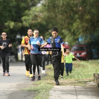 Runner Photo 6003876