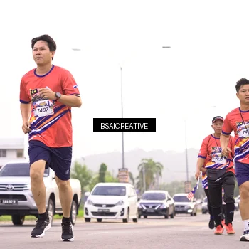 Runner Photo 6003891