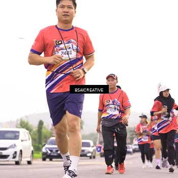 Runner Photo 6003895