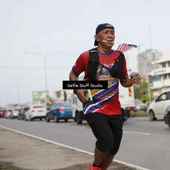Runner Photo 6003913
