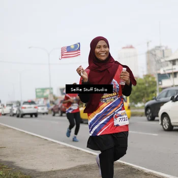 Runner Photo 6003940
