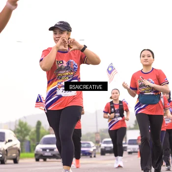 Runner Photo 6004007