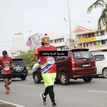 Runner Photo 6004012