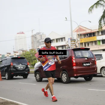Runner Photo 6004016