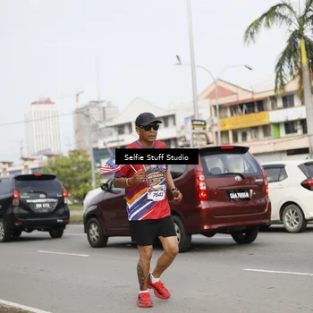 Runner Photo 6004017