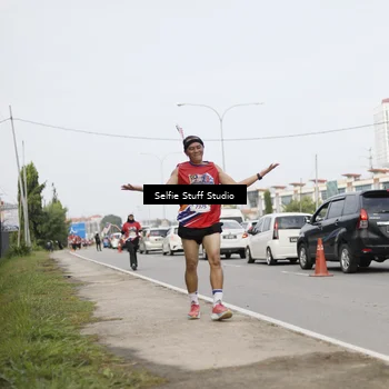 Runner Photo 6004026