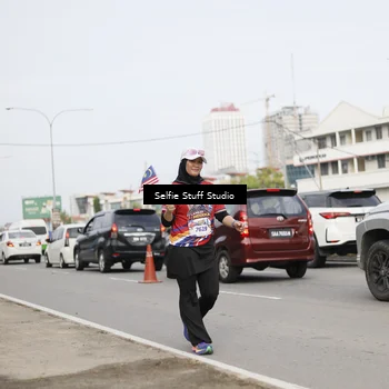 Runner Photo 6004036