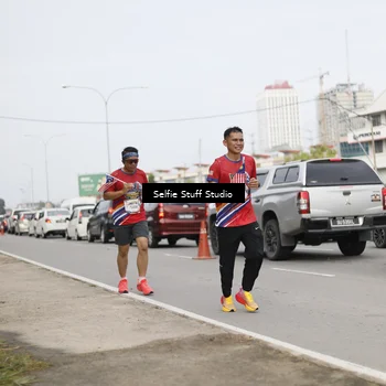Runner Photo 6004045