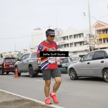 Runner Photo 6004046