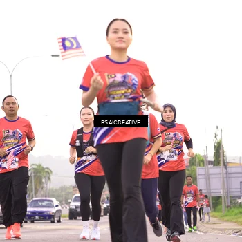 Runner Photo 6004052