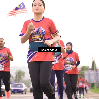 Runner Photo 6004056