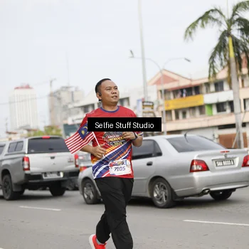 Runner Photo 6004058