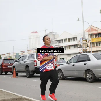 Runner Photo 6004059