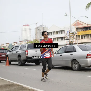 Runner Photo 6004072