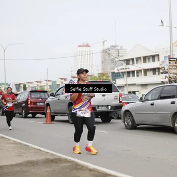 Runner Photo 6004079