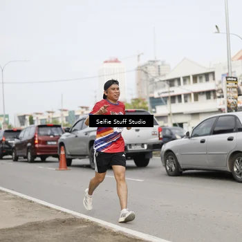 Runner Photo 6004103