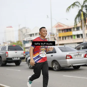 Runner Photo 6004109