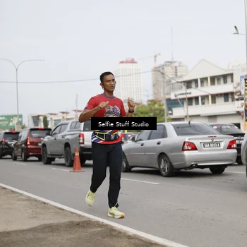 Runner Photo 6004114