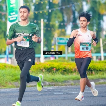 Runner Photo 6004122