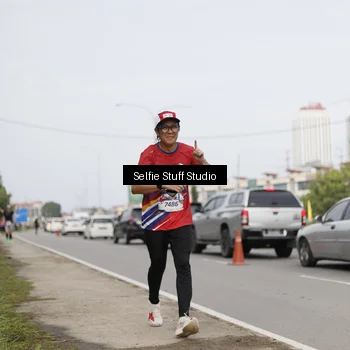 Runner Photo 6004130