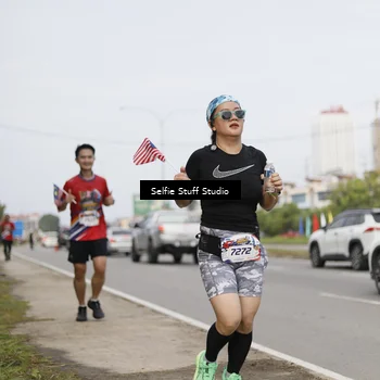 Runner Photo 6004144