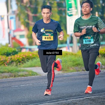 Runner Photo 6004146