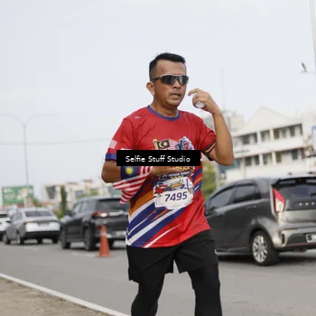 Runner Photo 6004157