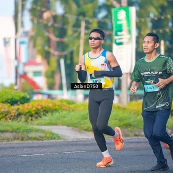 Runner Photo 6004186