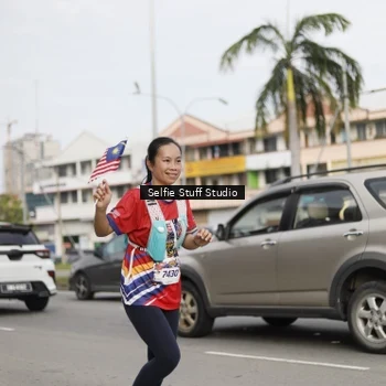 Runner Photo 6004196