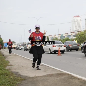 Runner Photo 6004202