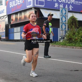 Runner Photo 6004204