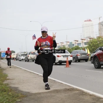 Runner Photo 6004205