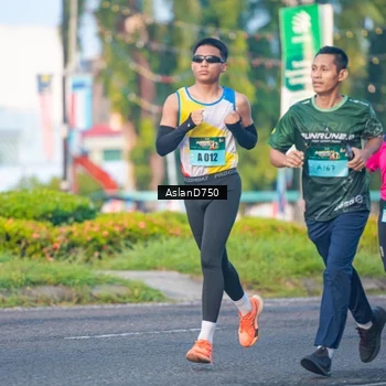 Runner Photo 6004206