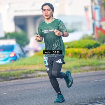 Runner Photo 6004215