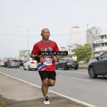 Runner Photo 6004219